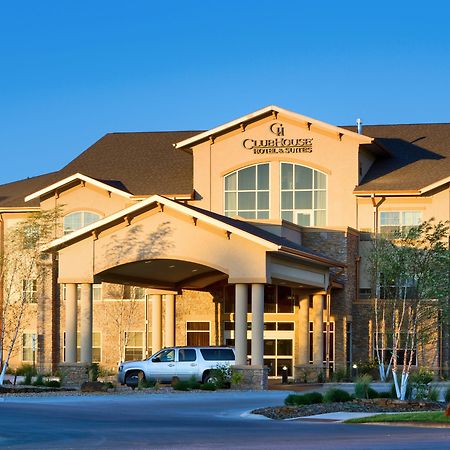 Clubhouse Hotel And Suites Pierre Extérieur photo