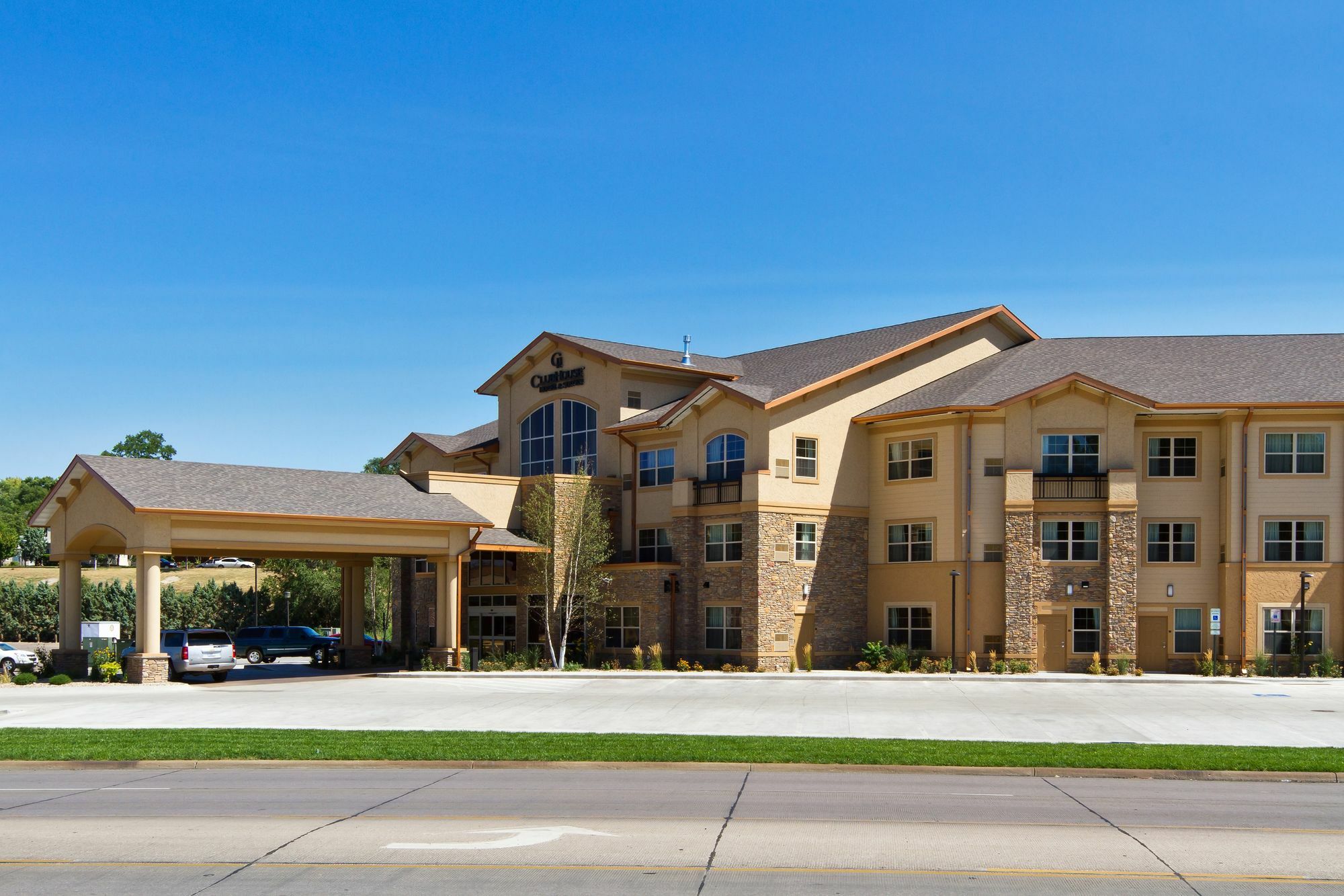 Clubhouse Hotel And Suites Pierre Extérieur photo